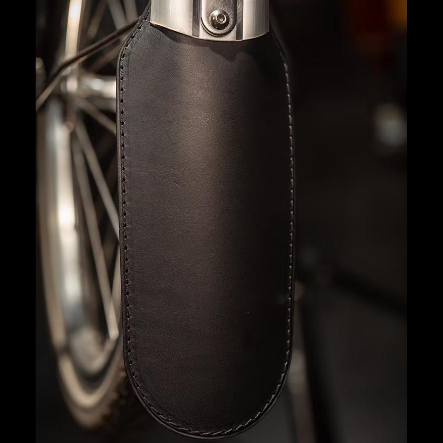 DC High-grade Genuine Leather  - Fender Mudguard Set recension och pris